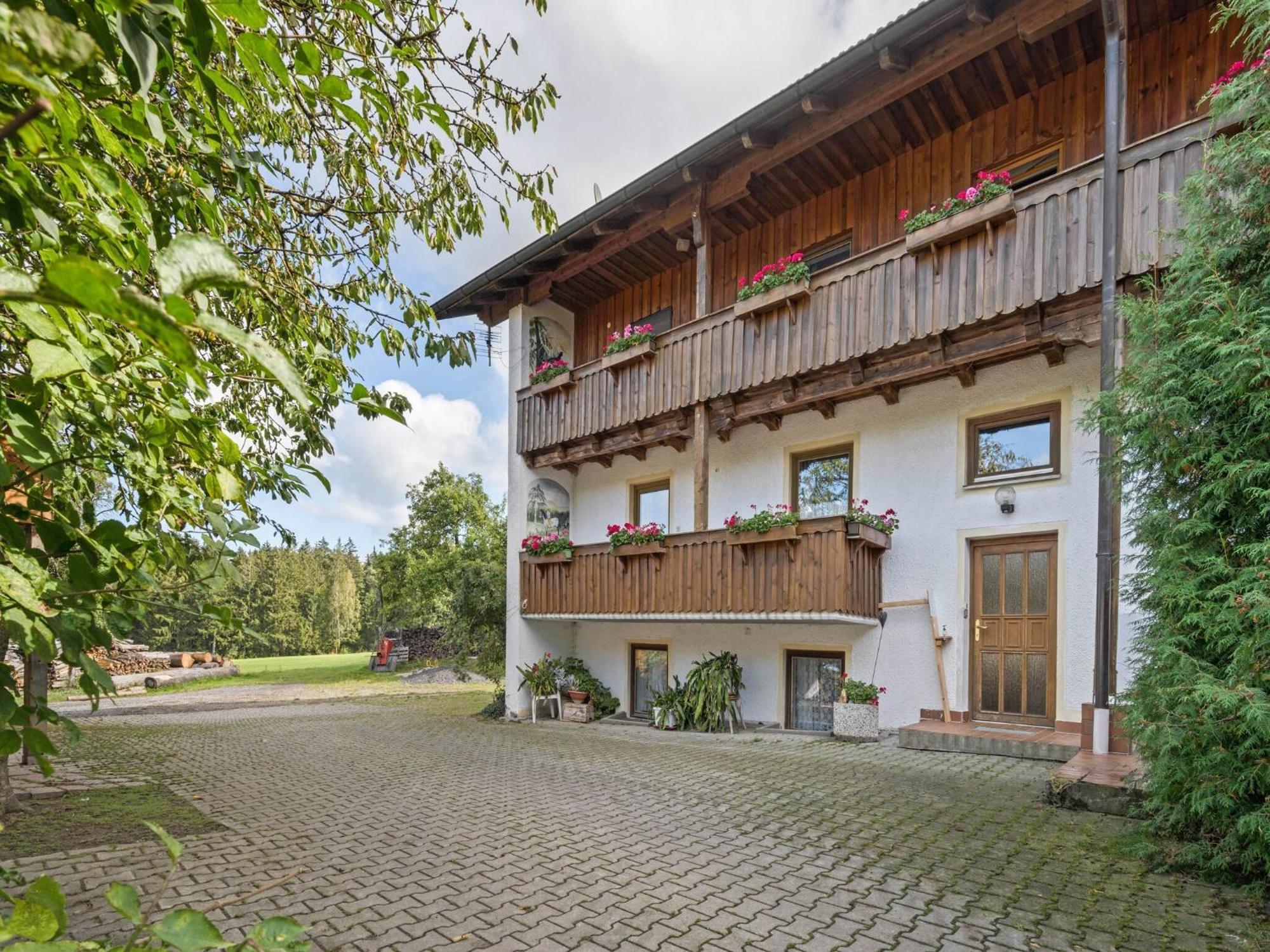 Farmhouse In Neukirchen Near Heiligen Blut Neukirchen beim Heiligen Blut Exteriör bild